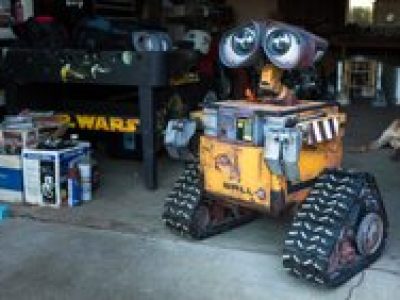 Construyendo a WALL-E de tamaño real
